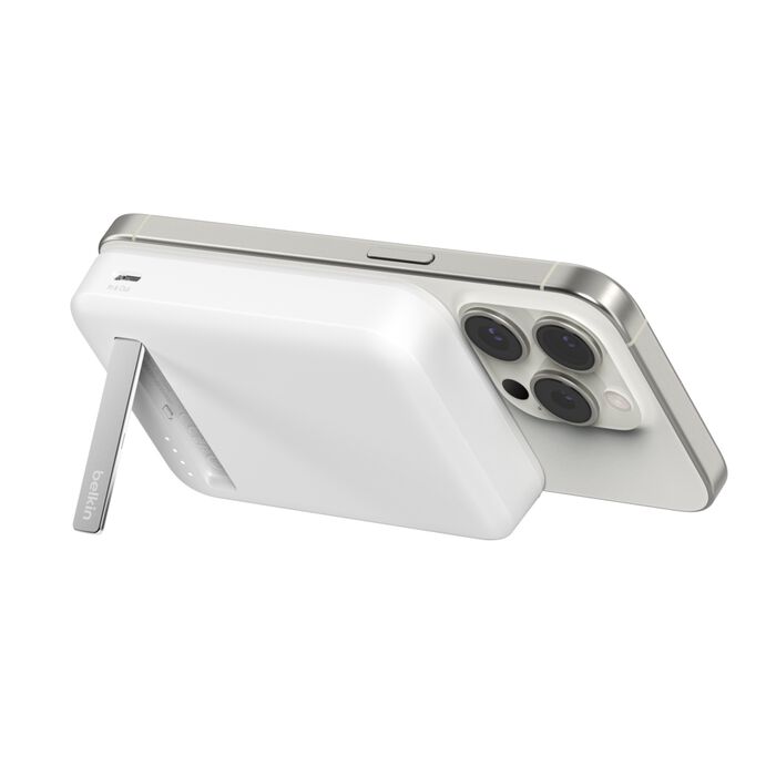 Belkin Boost Charge Pro Magnetic Power Bank 8K