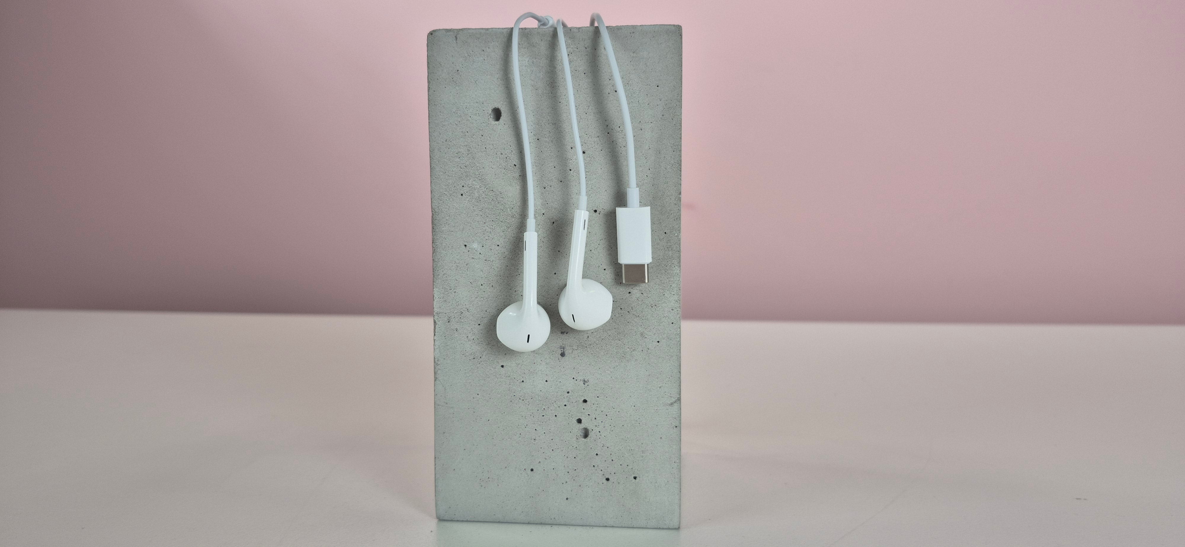 موصل Type-c لسماعات Apple Earbuds