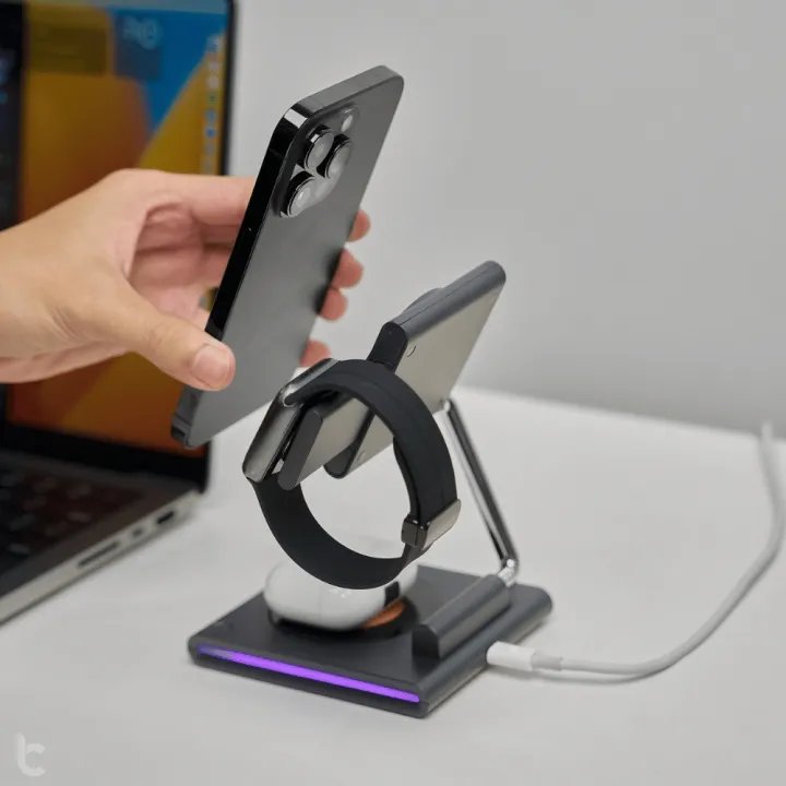 Wiwu Geek 3 IN 1 Wireless Charging Folding Magnetic Suction Conventient 15W - WI-W023